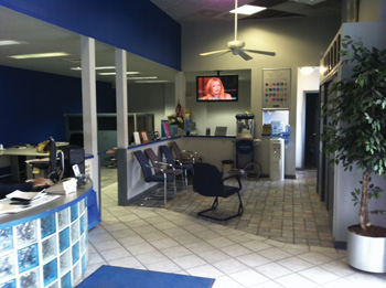 a modern, clean and inviting reception area makes customers feel like they’re at home at collision care.
